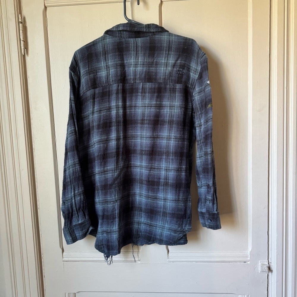 American Eagle Distressed Flannel with Flower Patches - Picture 7 of 9
